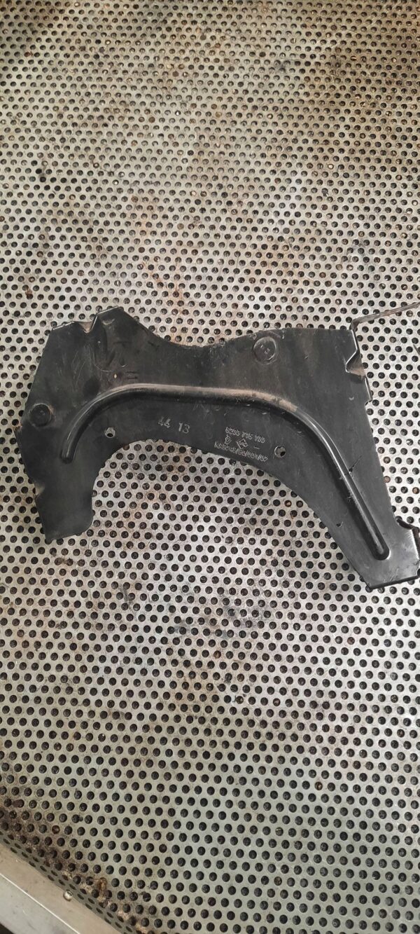 UCHWYT MOCOWANIE SKRZYNKI BEZPIECZNIKÓW 8200715100