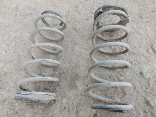 SPRĘŻYNY TYŁ HYUNDAI I20