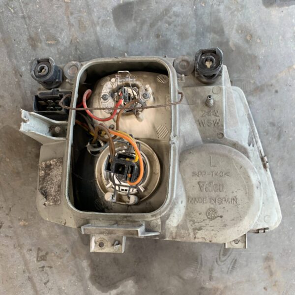 LAMPA PRZEDNIA LEWA MERCEDES VITO 638