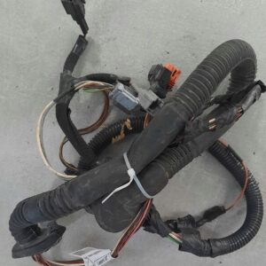 ASTER III WIĄZKA ELEKTRYCZNA DRZWI TYLNYCH 240512927R