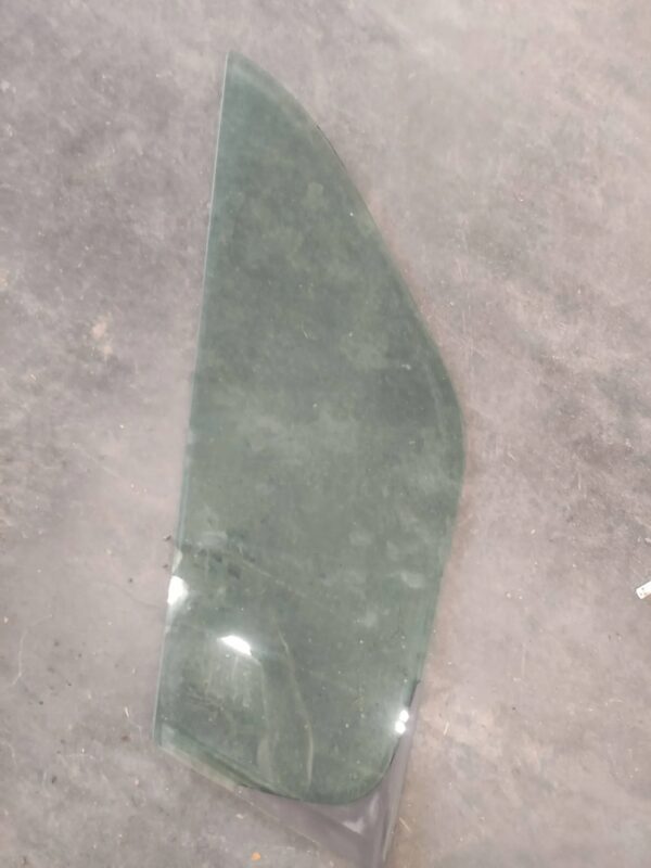 SZYBA LEWY TRÓJKĄT MASTER III