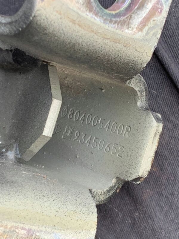 ZAWIAS DRZWI PRZÓD TRAFIC III 804005400R 93450652