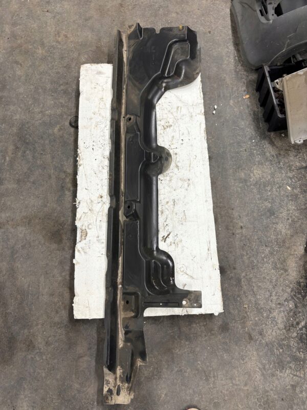 OSŁONA PODWOZIA ŚRODKOWA VW T5 7H0825209C