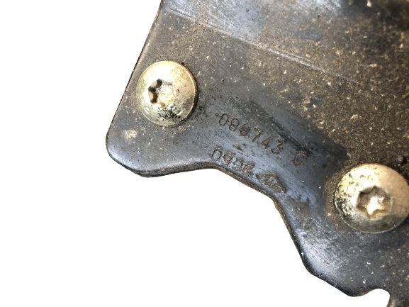 MOCOWANIE UCHWYT RENAULT MASTER II 1.9 04-10