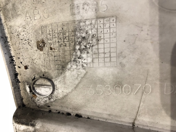 LISTWA NAD LAMPĘ PRAWY PRZÓD DUCATO NR1 1306530070