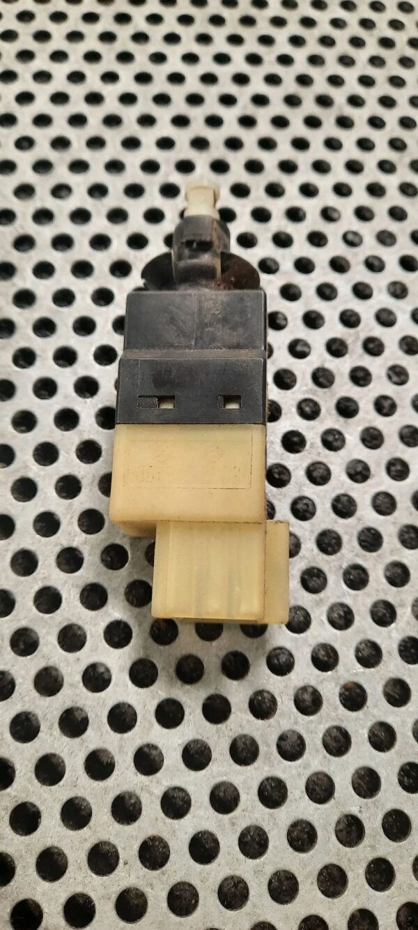 CZUJNIK STOPU MERCEDES VITO 015453809