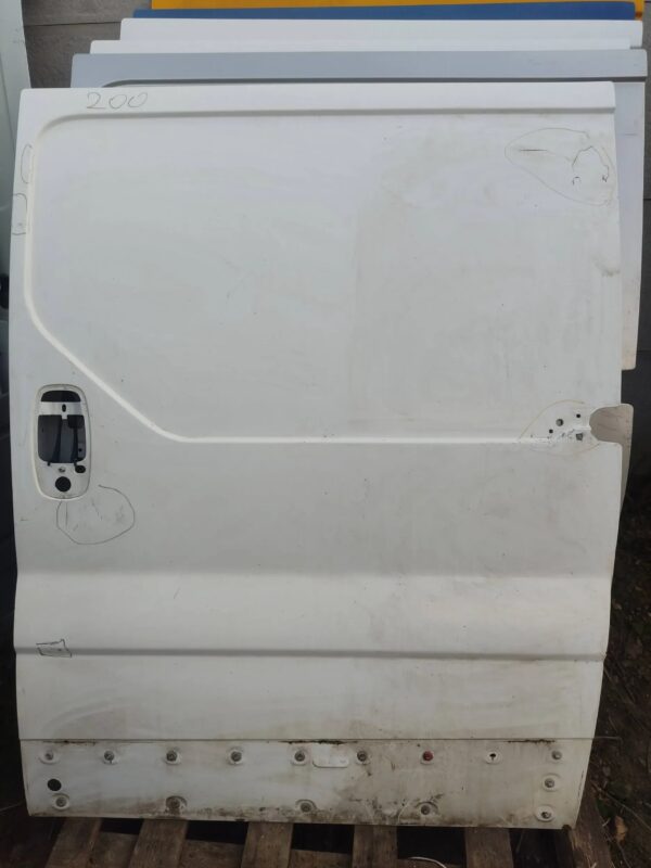 DRZWI BOCZNE PRZESUWANE TRAFIC II 01-14 200