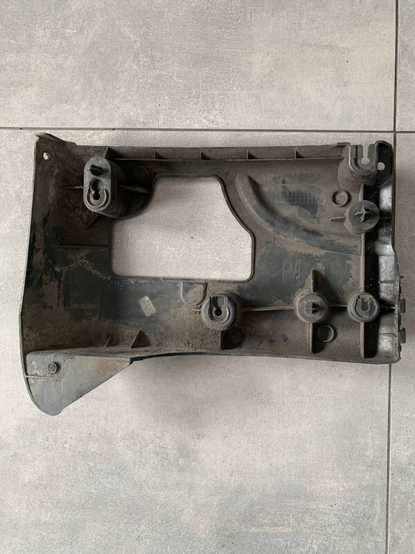 ŚLIZG ZDERZAKA RENAULT MASTER III 852220001R