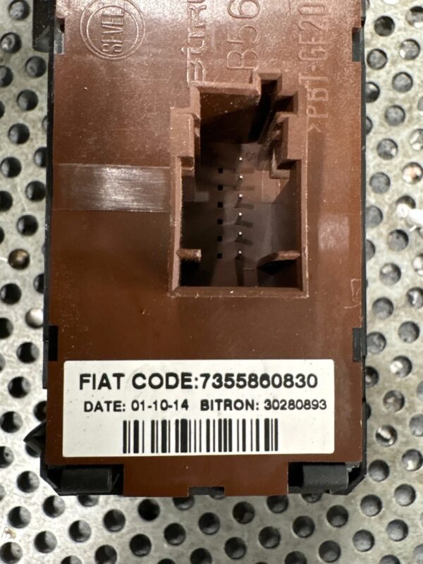 0632d80a0bf8f8ac59a4b77832f2ce02.jpg PRZEŁĄCZNIK ŚWIATEŁ DUCATO 14- 7355860830