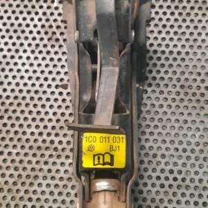 LEWAREK SAMOCHODOWY 1C0011031