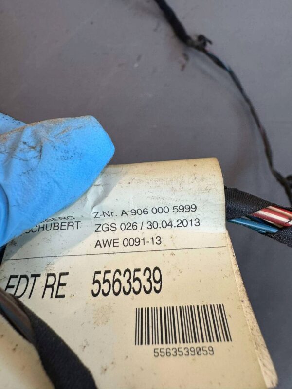 WIĄZKA DRZWI PRAWY PRZÓD VW CRAFTER MERCEDES SPRINTER 906 A9060005999