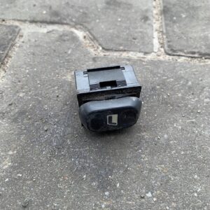 PRZYCISK SZYB BERLINGO PARTNER