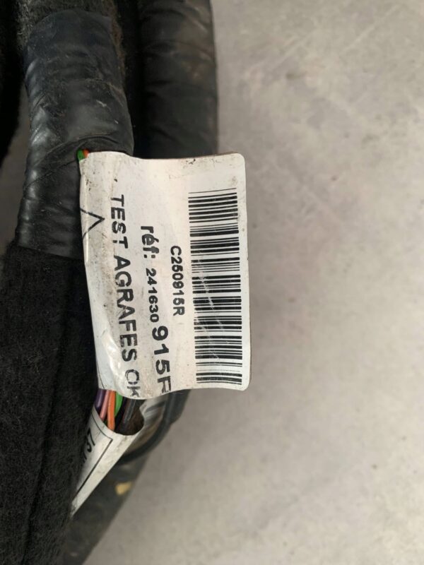 WIĄZKA PRZEWODÓW PAKI PRZESTRZENI ŁADUNKOWEJ 241630915R RENAULT MASTER III