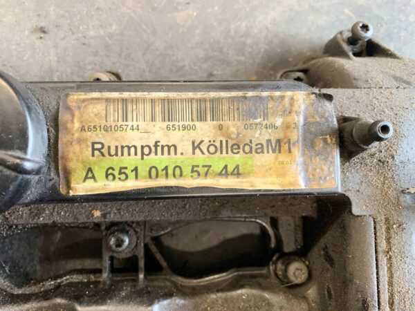 POKRYWA ZAWORÓW VITO W639 651 A6510105744