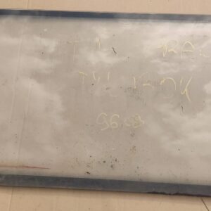 SZYBA KAROSERYJNA PRAWA TYLNA VOLKSWAGEN T4