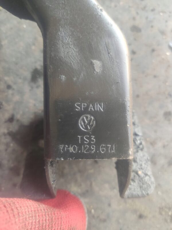 ea2f123a9fe4b64e67c0d64ac7f32411