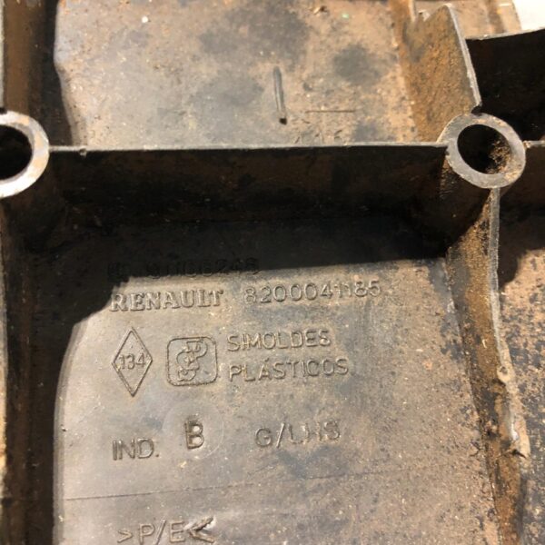 OSŁONA STOPNIA LEWY TYŁ TRAFIC VIVARO 8200041185