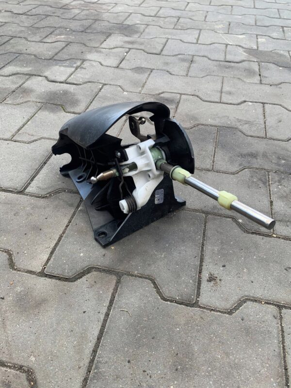 LEWAREK ZMIANY BIEGÓW TRAFIC III 349012637R