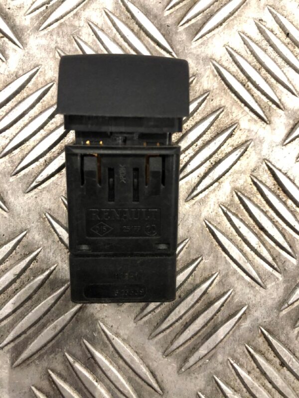 fbaa23b0171f08d113edcf1bd3820dbd