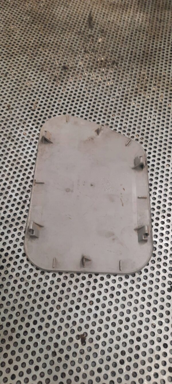 ZAŚLEPKA TAPICERKI VW T5 7H3809921A