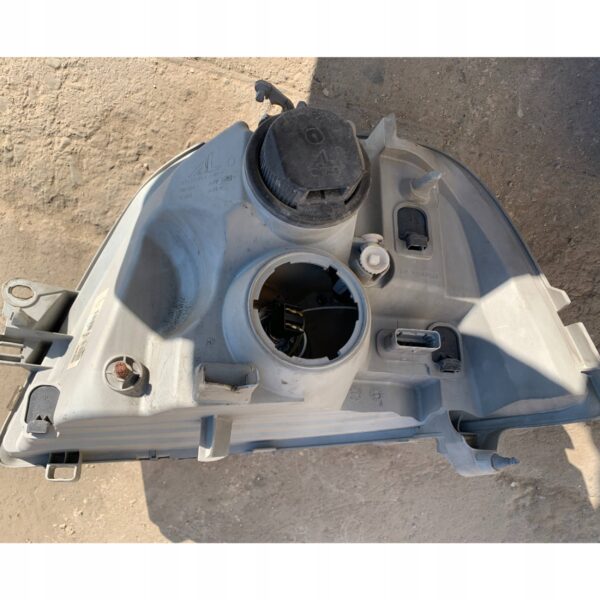 LAMPA PRZEDNIA PRAWA 8200163518 MASTER II