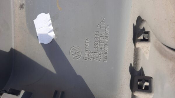 OSŁONA OBUDOWA DOLNA DESKI VW T5 03-15 7H1858365A