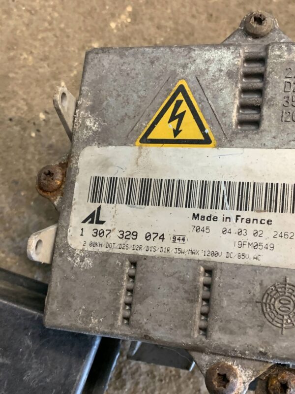 PRZETWORNICA XENON BMW 1307329074