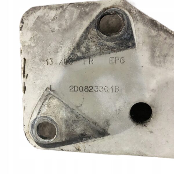 ZAWIAS MASKI LEWY VOLKSWAGEN LT 2D0823301B