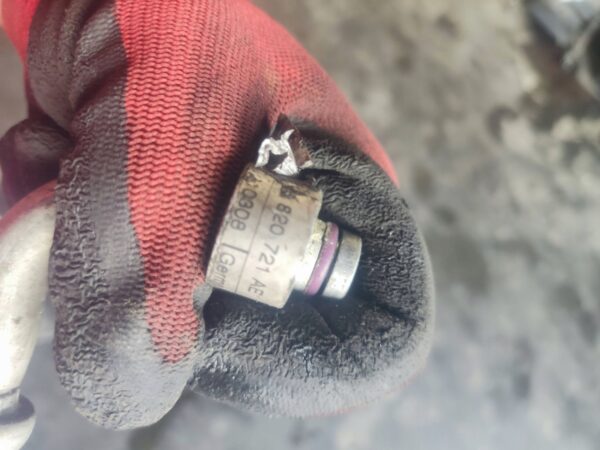 8071613586086c6c2b31d520b4f1ee39