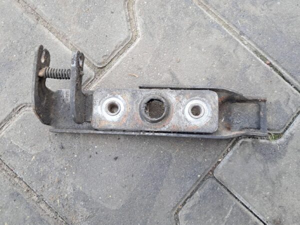 e998b2814d7e01eba3c50292a18aa4f3