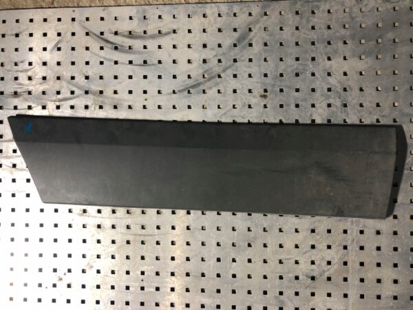 LISTWA DRZWI LEWY PRZÓD NR 18 SPRINTER A9066900162