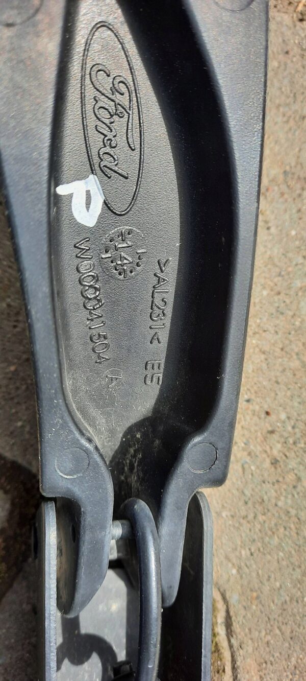 PRAWE RAMIĘ WYCIERACZKI FORD TRANSIT CONNECT W000041504