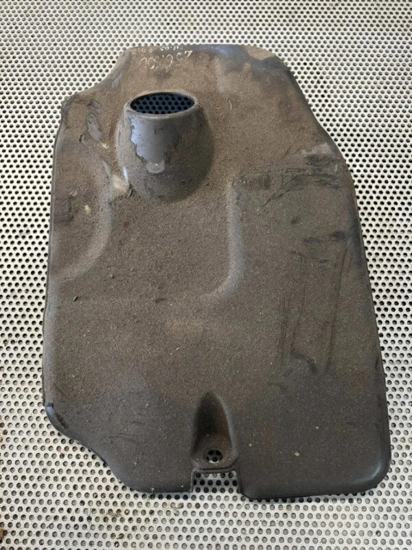 OSŁONA GÓRNA SILNIKA IVECO DAILY 2.3 504358046