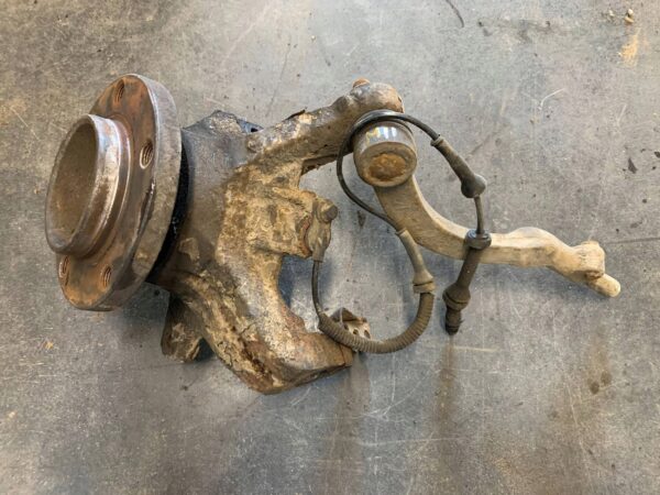 348998ade01a8e388e79392f0ff83e1c