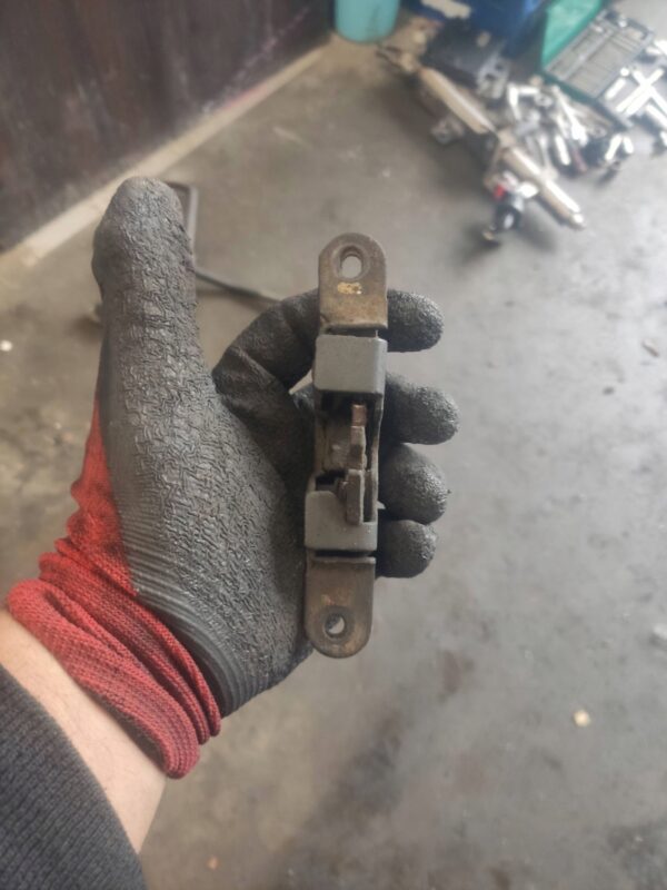 6fca3f6fdaef50b0349053b4eaf33847