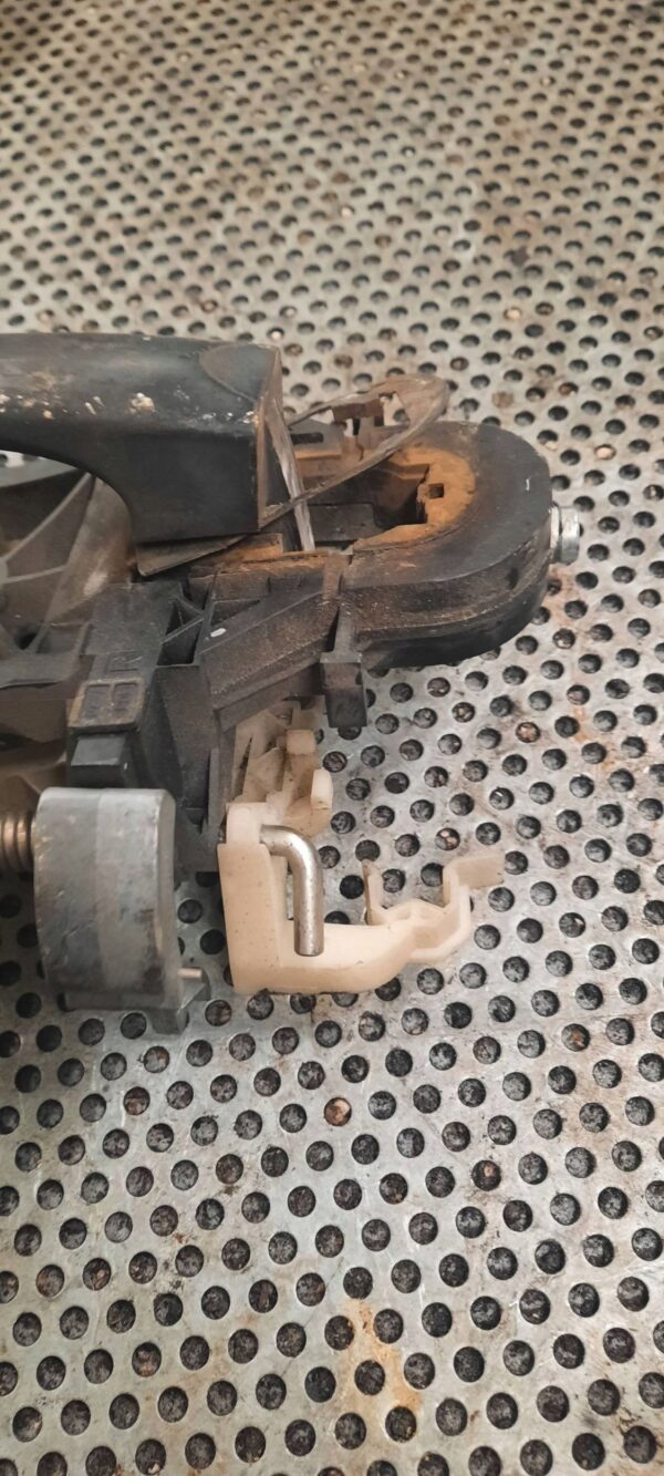 KLAMKA DRZWI 4H0813352E VOLKSWAGEN T5