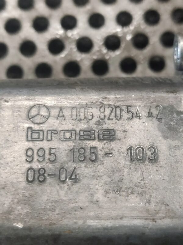 SILNICZEK SZYBY LEWY SPRINTER W901 A0058205442