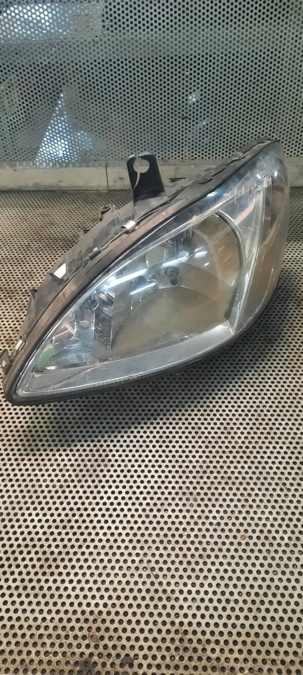 LAMPA PRZEDNIA LEWA MERCEDES VITO WIDOCZNE ŚLADY UŻYTKOWANIA 20A464B