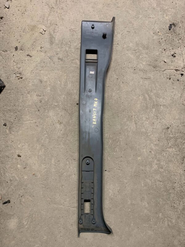 OSŁONA SŁUPKA B FORD TRANSIT MK7 YC15V243A53C