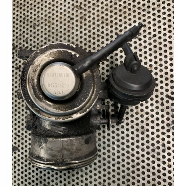 ZAWÓR EGR 070128070B VOLKSWAGEN T5 2.5