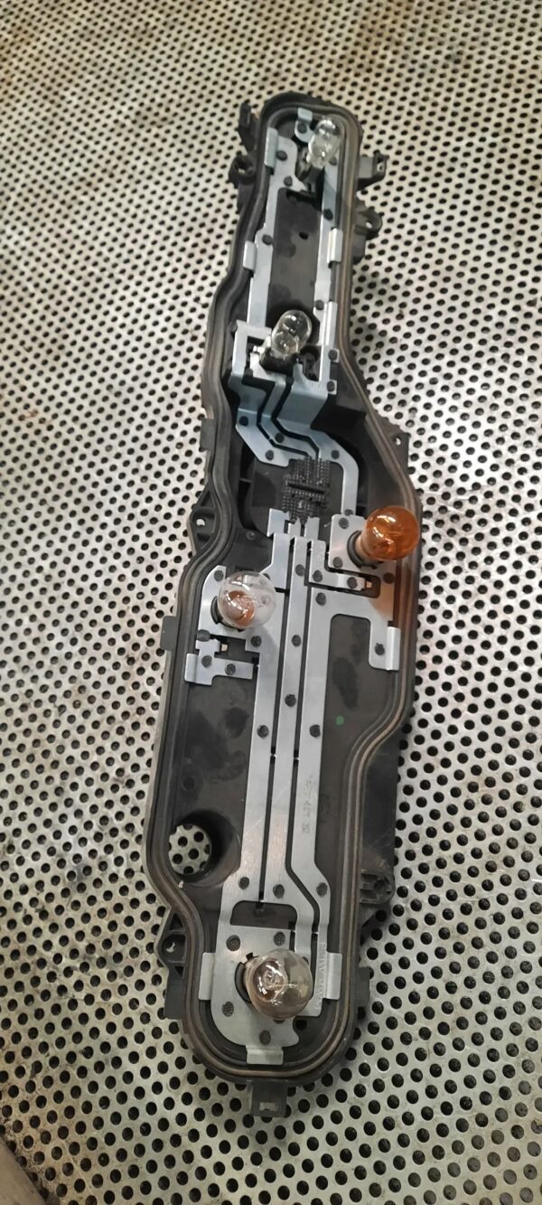 5ab8a60c7680bbbfbd8a958900295e43