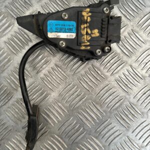 POTENCJOMETR GAZU RENAULT MASTER II 8200724063