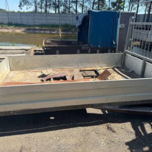 ZABUDOWA PAKA VW LT SPRINTER DOKA 96-06 DO POPRAWY