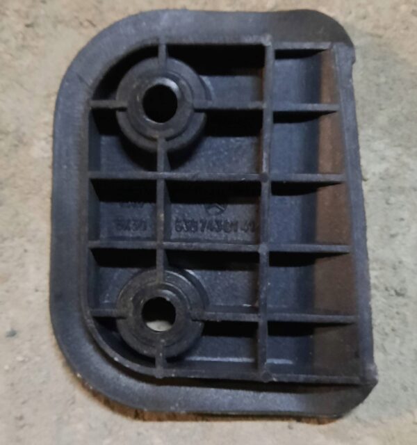 ZAŚLEPKA RYGLA KLAPY TYŁ VITO W638 6387430141