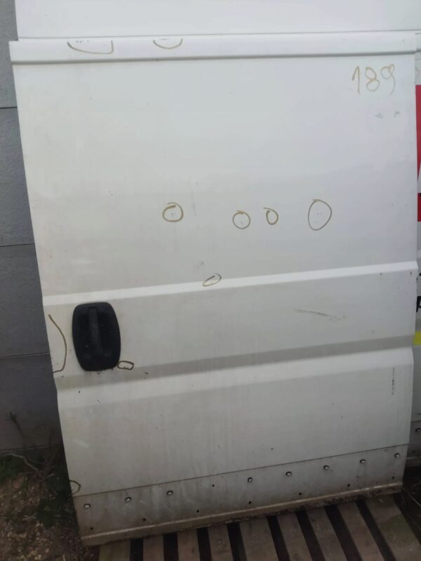 DRZWI BOCZNE PRZESUWANE DUCATO 06-14 189