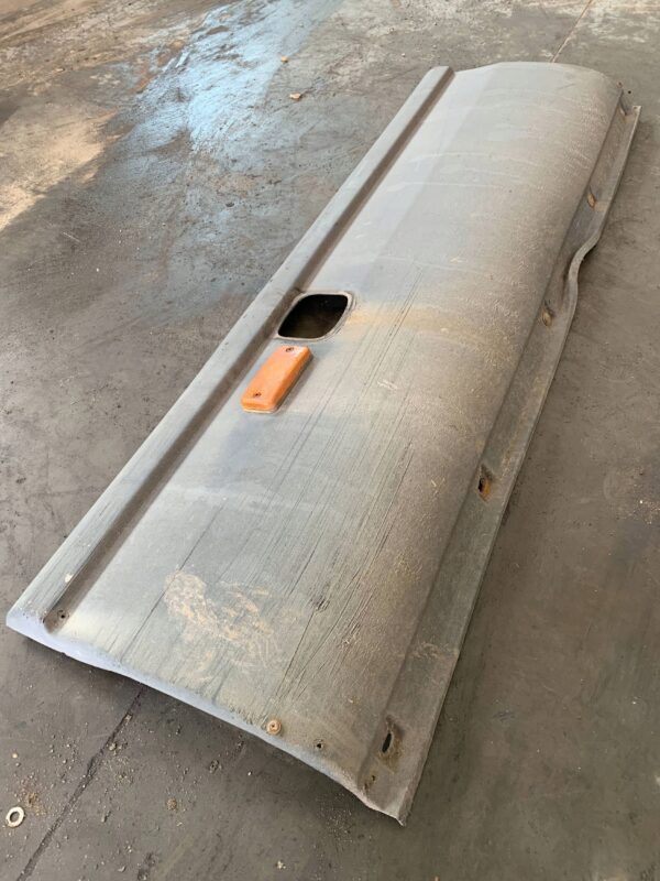 LISTWA DRZWI TYLNYCH IVECO DAILY 06- 504099688 504099680