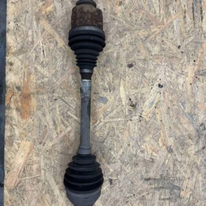 PÓŁOŚ LEWA KRÓTKA RENAULT TRAFIC II 2.0