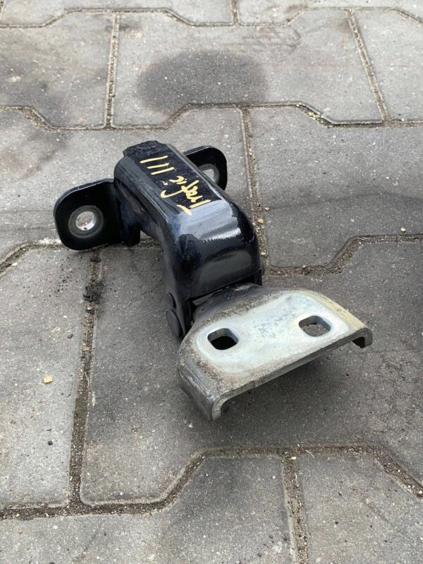 ZAWIAS DRZWI PRZÓD TRAFIC III 804005400R 93450652