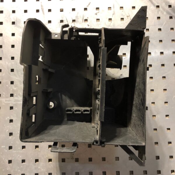 OBUDOWA BEZPIECZNIKÓW TRAFIC VIVARO