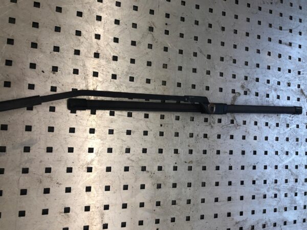 RAMIĘ WYCIERACZKI PRAWE DUCATO JUMPER 3.0 EU 06-11